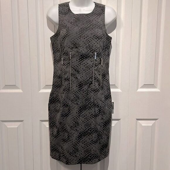 MICHAEL Michael Kors Dresses & Skirts - Michael Michael Kors‎ Grey/Black Sleeveless Dress Size 4